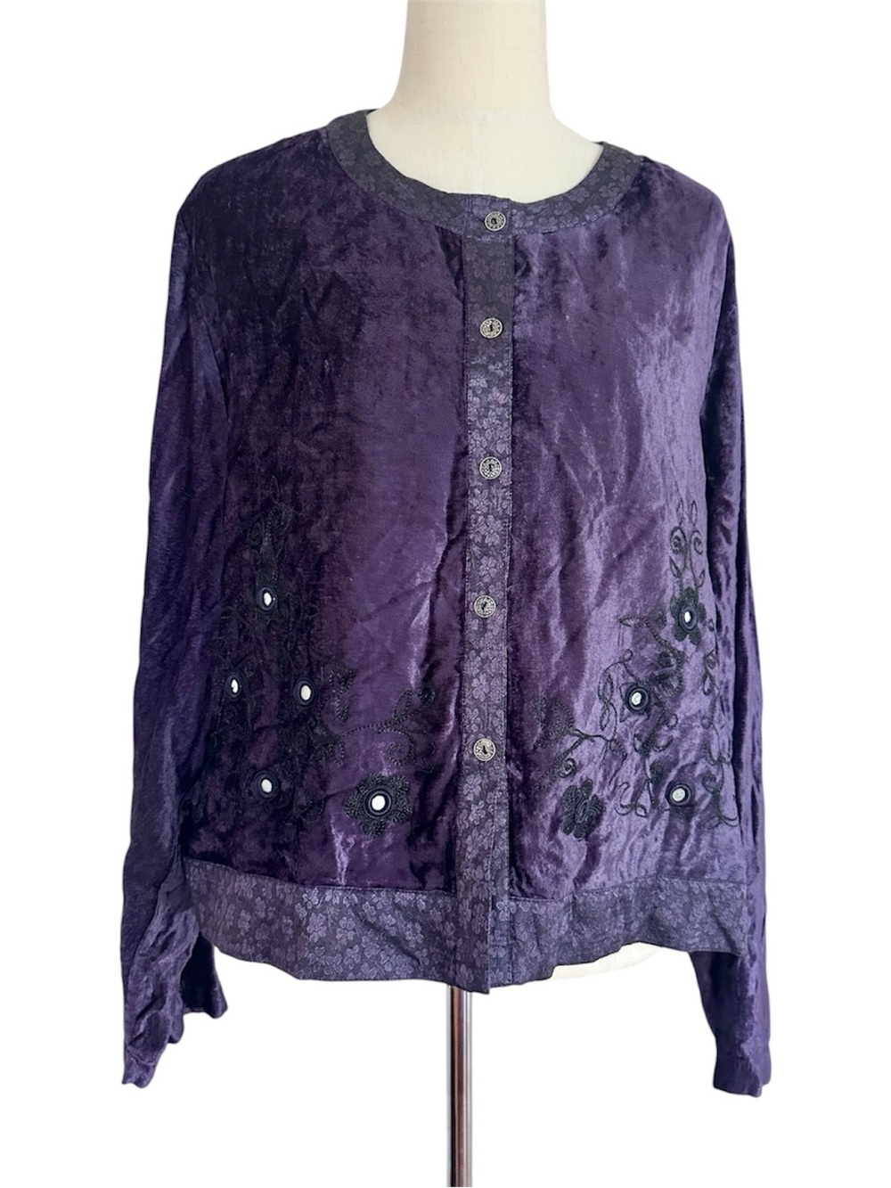 Vintage Embroidered Velvet Jacket Button Front Whimsigoth Fairy Purple Size L